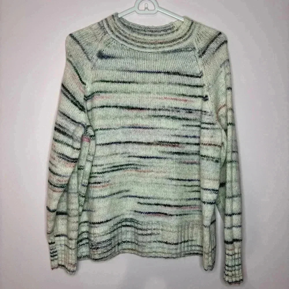 Old Navy Knit Sweater Size Medium Size Medium